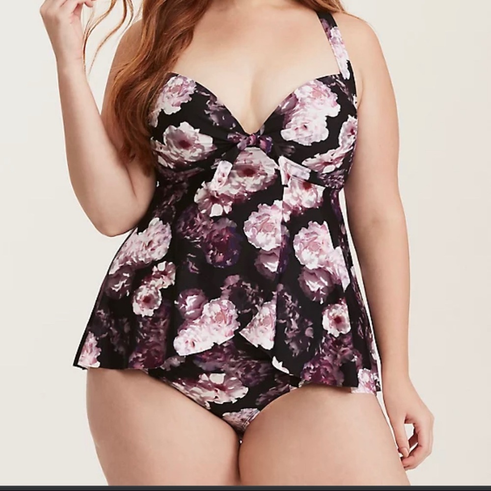 Torrid flower top with apt 9 swim skirt